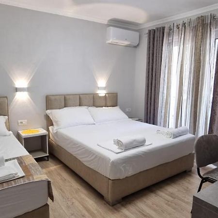 Aaa Apartment Berat Exterior foto