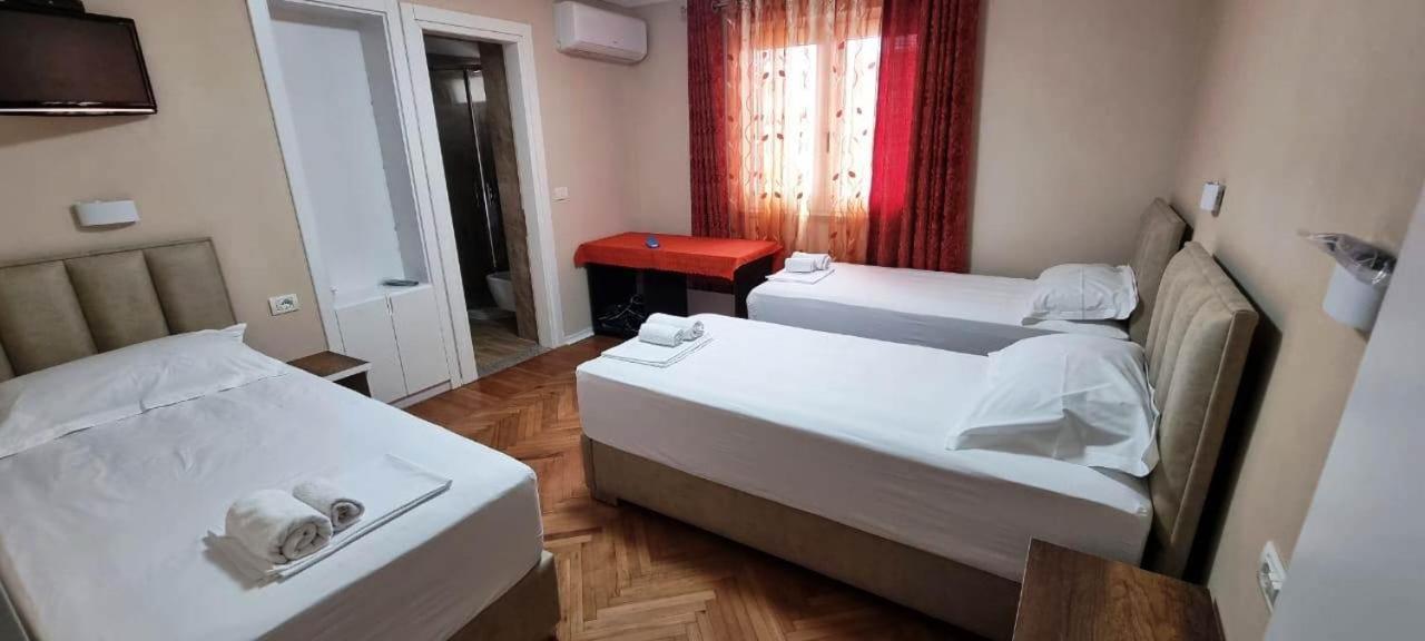 Aaa Apartment Berat Exterior foto