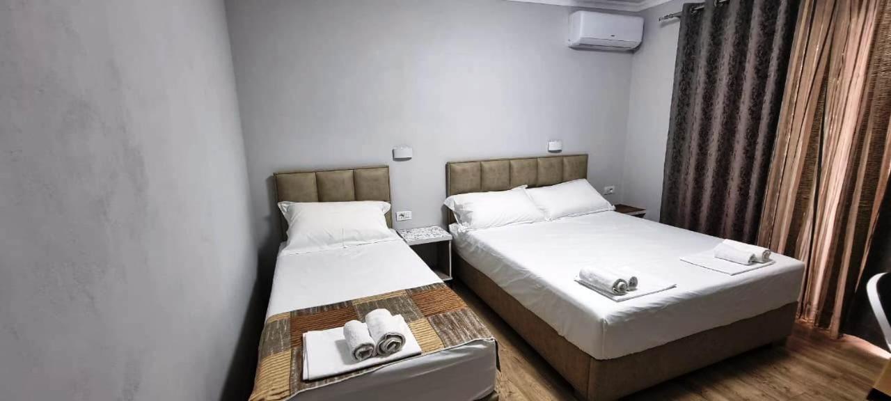 Aaa Apartment Berat Exterior foto